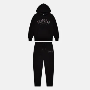 Trapstar Tracksuit: A Fusion of Style, Culture, and Street Cred