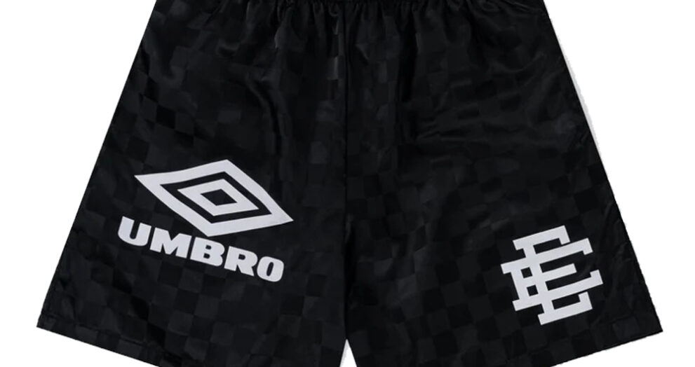 EE® Umbro Short Black