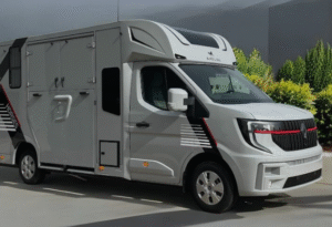 Important Questions to Ask a Horse Trucks Seller Before Buying
